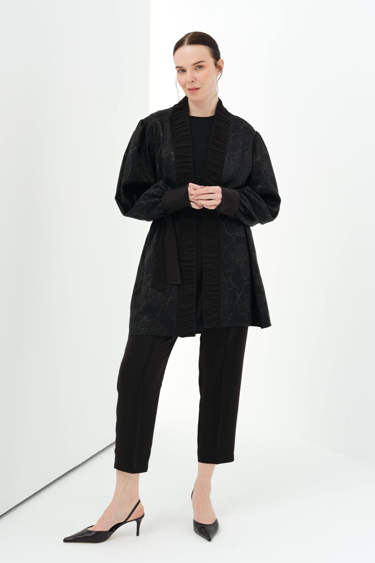 N'Prive Kraş Bant Detay Pantolonlu Takım